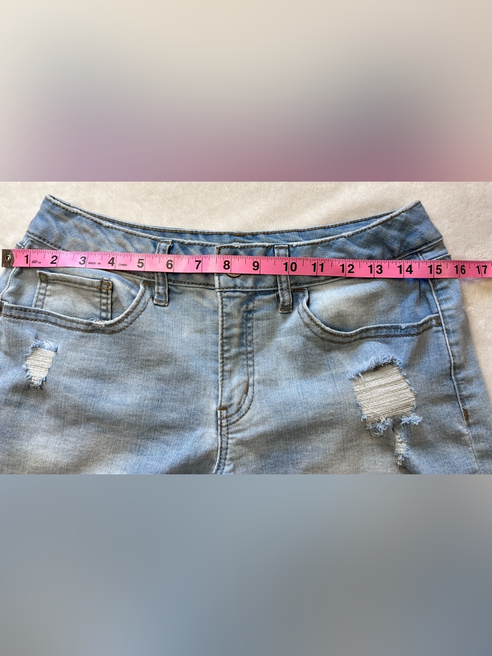 Vintage Y2K SO Shortie Light Wash Distressed Denim Juniors Cut-Off Shorts Size 7 - Picture 7 of 11